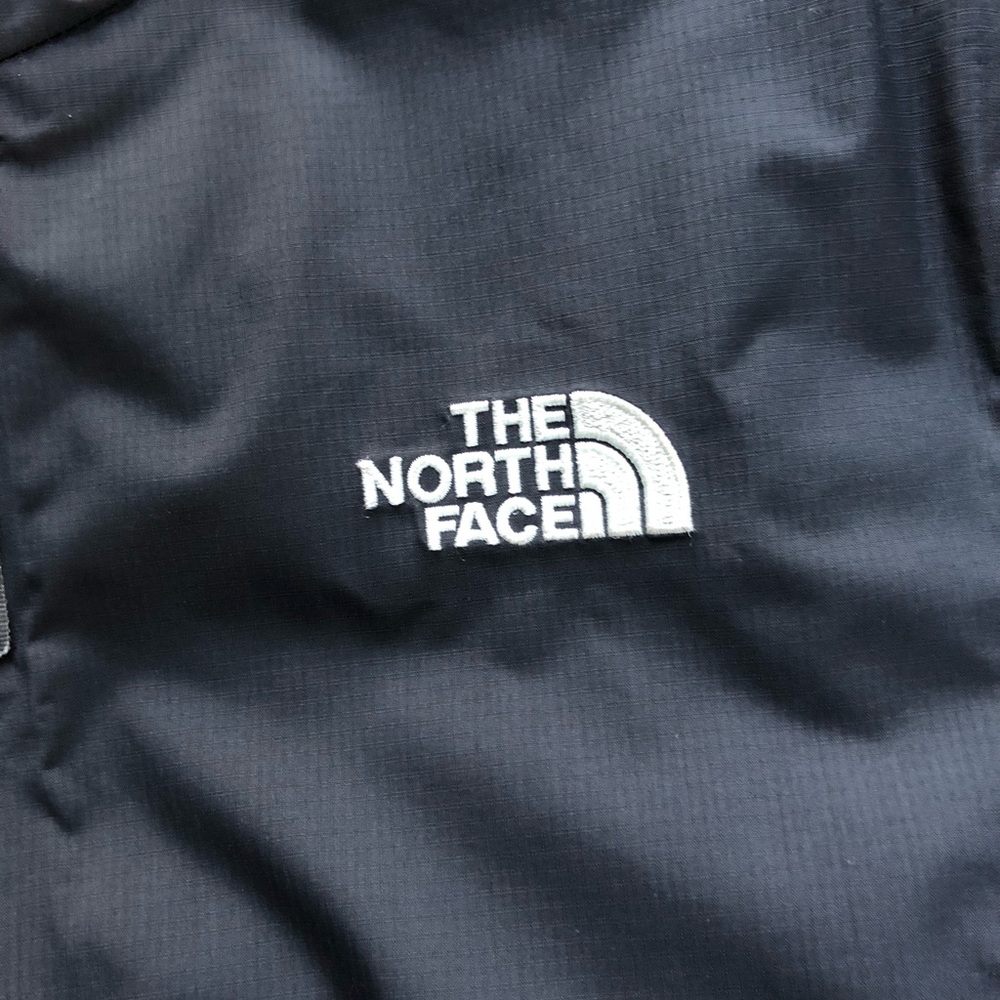 North Face Black Rain Jacket - Picture 3 of 4